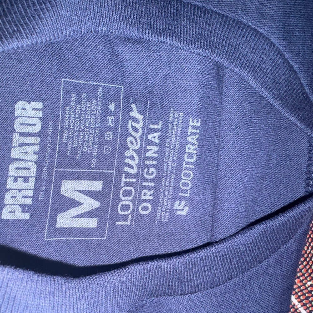 Predator Graphic Tee in Navy - Picture 2 of 3